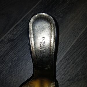 Dolce & Gabbana Black and Gold Heels